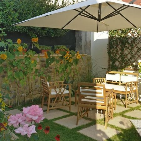 The White Building - Rooms Costermano Exterior foto